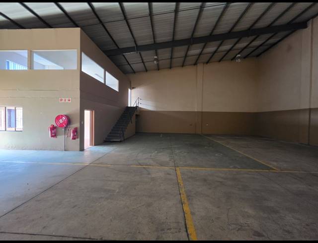 353M² WAREHOUSE TO LET IN STORMILL